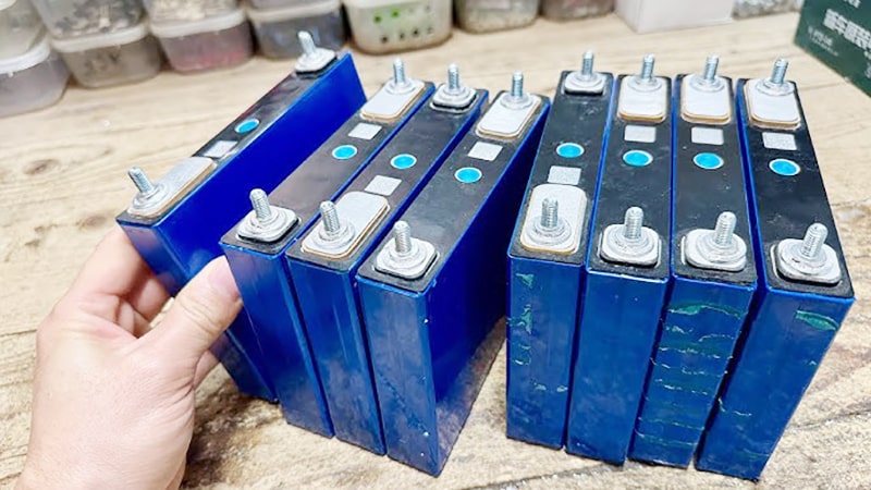 So sánh thực tế pin mới và pin tháo khối chất lượng khác nhau như thế nào?